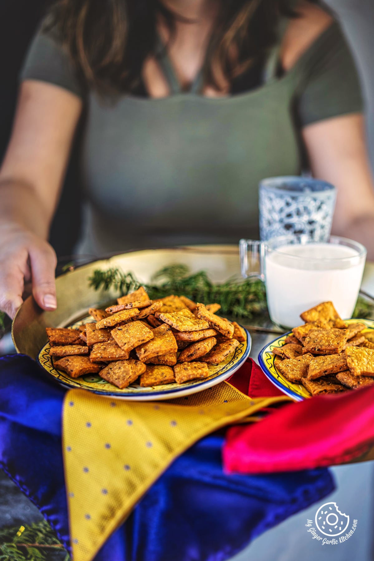 Image of Besan Paara (Fried, Air Fryer, & Baked Recipe)