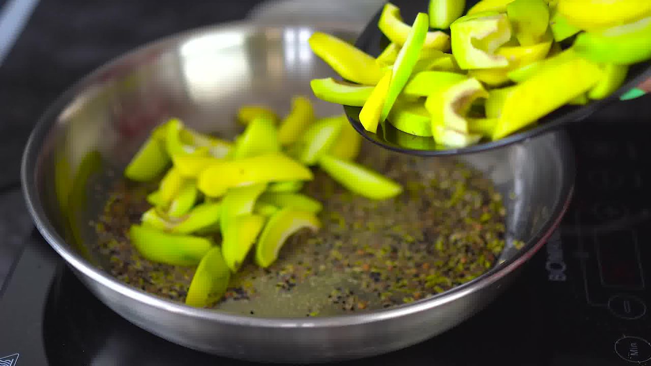 Image of the cooking step-1-8 for Aam Ki Launji | Sweet and Spicy Raw Mango Chutney