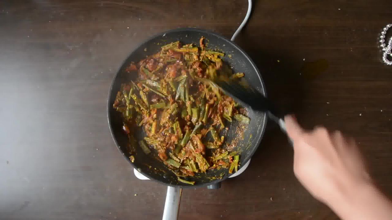 Image of the cooking step-1-12 for Achaari Dahi Bhindi with Duppad Roti - Pad Wali Roti