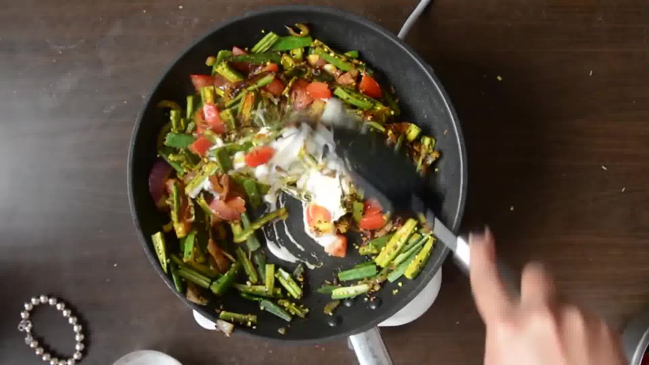 Image of the cooking step-1-9 for Achaari Dahi Bhindi with Duppad Roti - Pad Wali Roti
