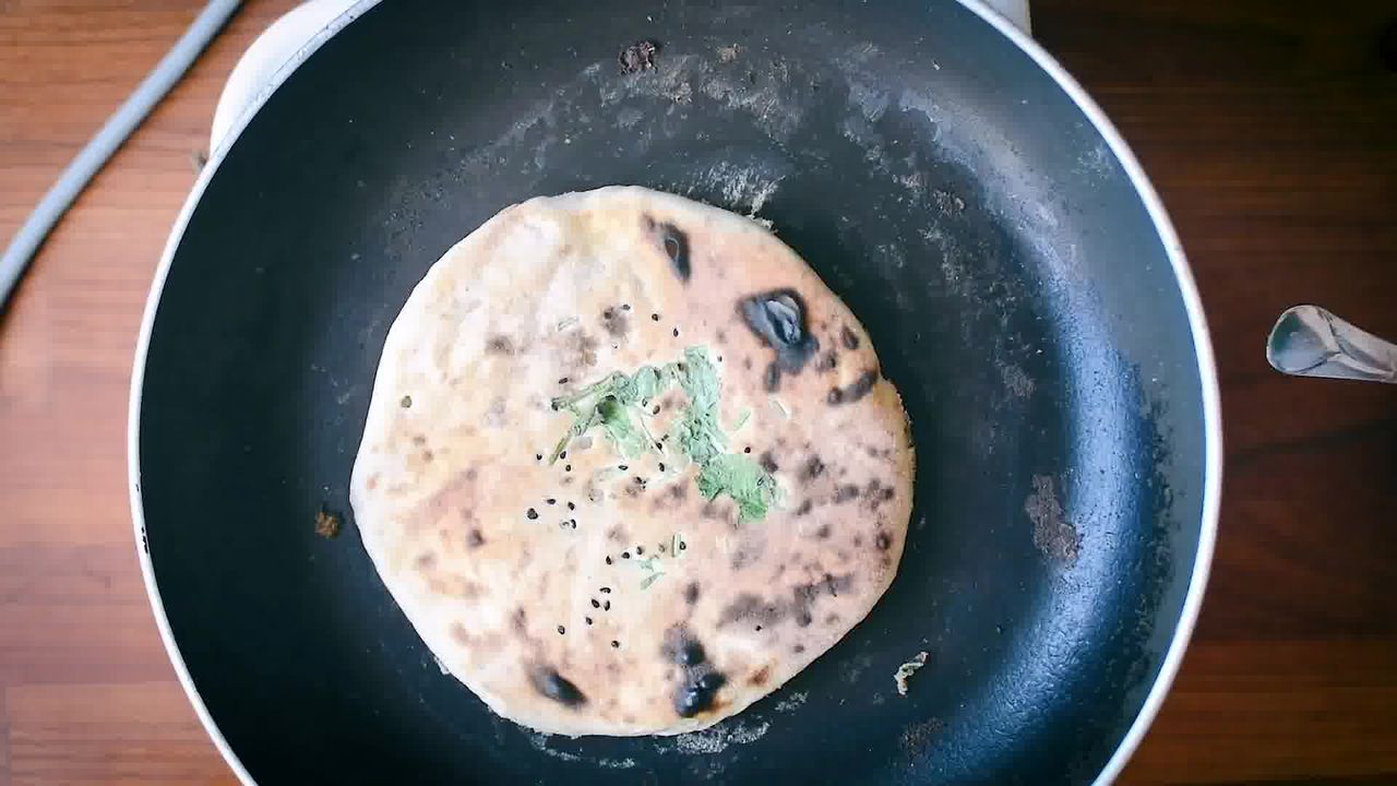 Image of the cooking step-4-5 for Amritsari Aloo Kulcha - Potato Stuffed Flatbread