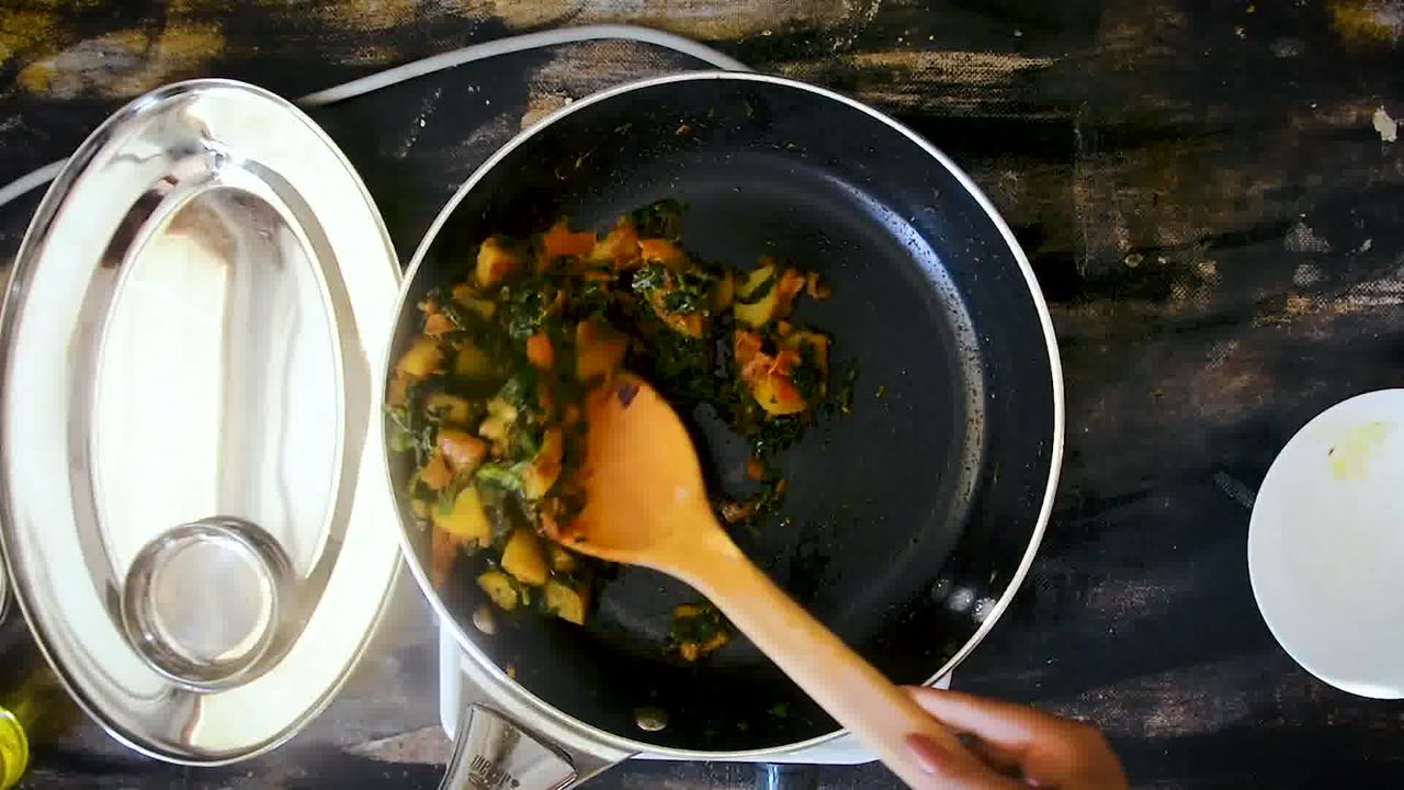 Image of the cooking step-1-13 for Aloo Palak - Spinach Potato Stir Fry