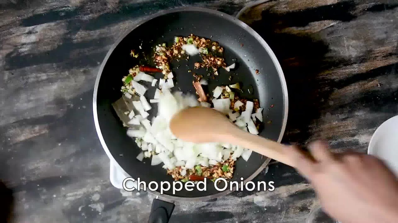 Image of the cooking step-4-5 for Aloo Poori Recipe - Puri Sabji - Aloo Ki Rasewali Sabzi
