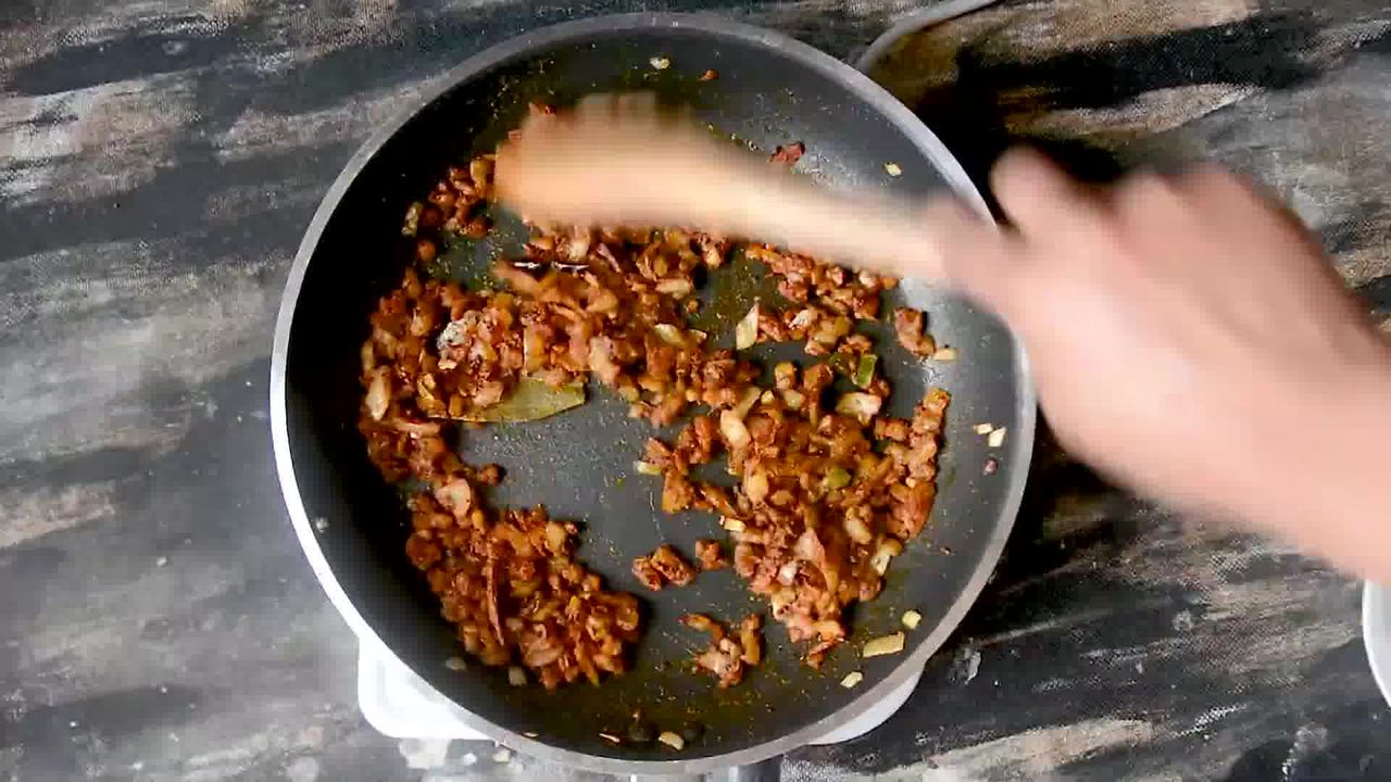 Image of the cooking step-4-7 for Aloo Poori Recipe - Puri Sabji - Aloo Ki Rasewali Sabzi