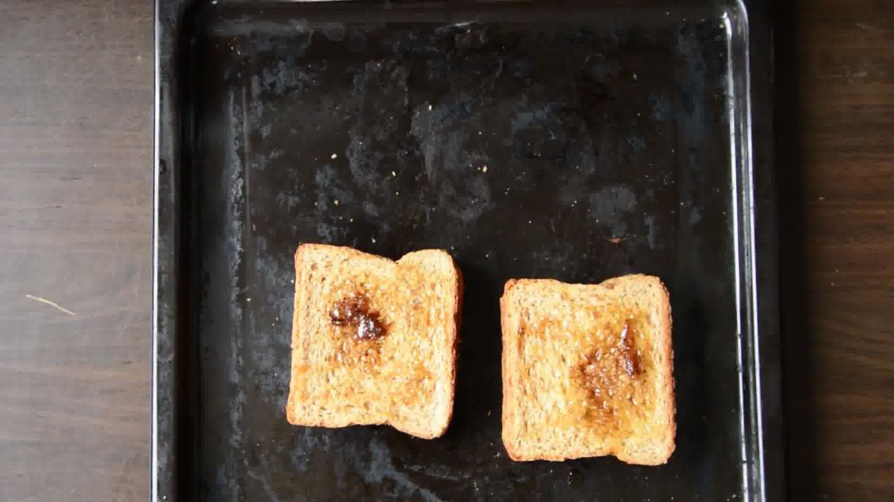 Image of the cooking step-3-3 for Banana Nutella Stuffed Cardamom Maple Toast Recipe