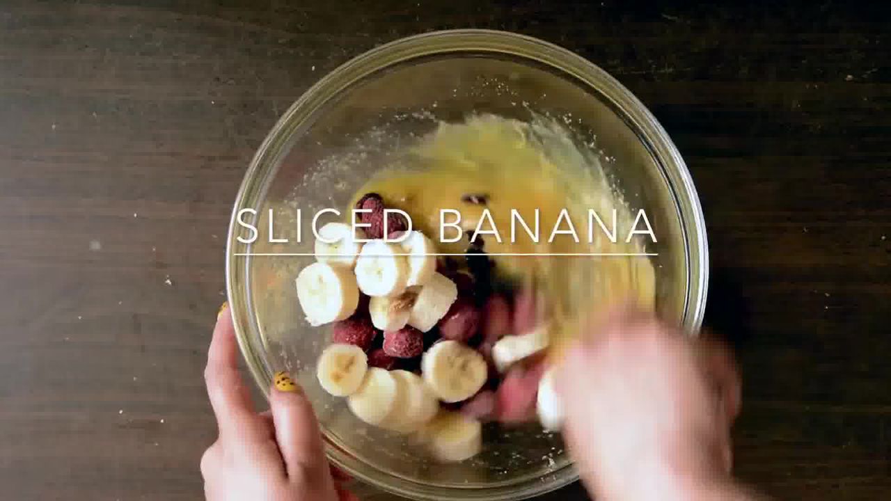 Image of the cooking step-1-5 for Banana Strawberry Bread Pudding (Video)