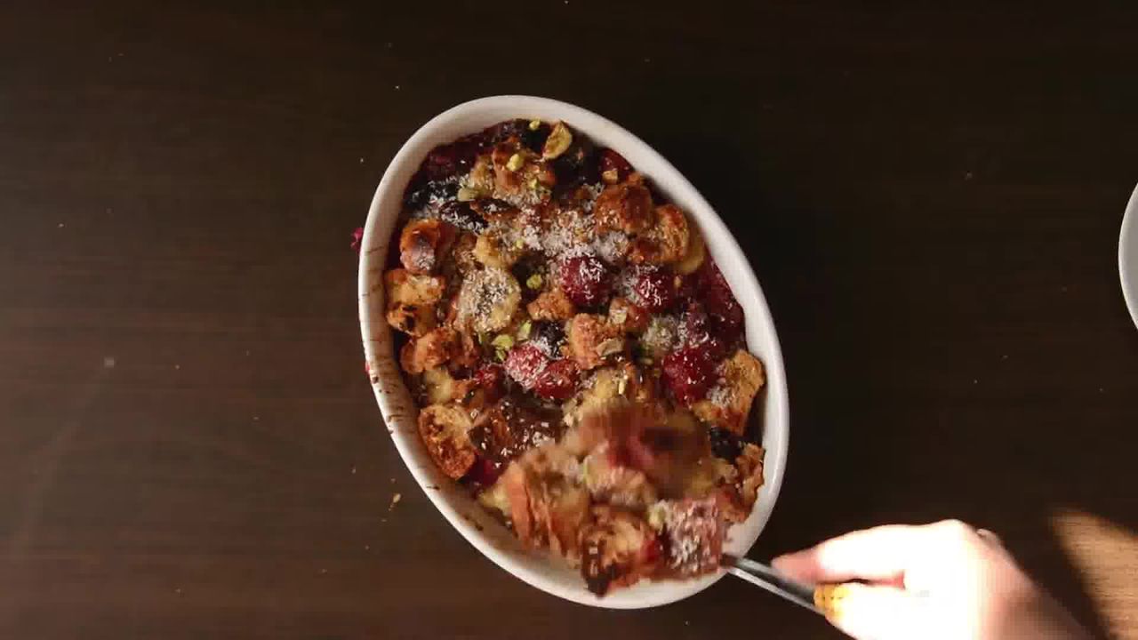Image of the cooking step-1-9 for Banana Strawberry Bread Pudding (Video)