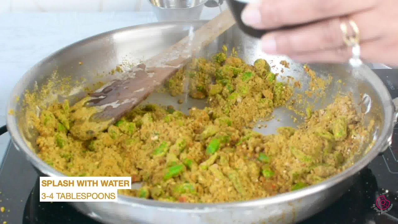 Image of the cooking step-1-10 for Besan Mirchi Ke Tipore - Garm Flour Green Chili Stir-Fry