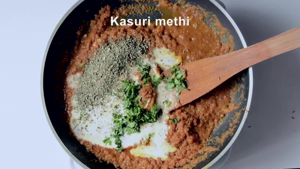 Image of the cooking step-5-6 for Besan Stuffed Lauki Curry Recipe - Bharwa Lauki