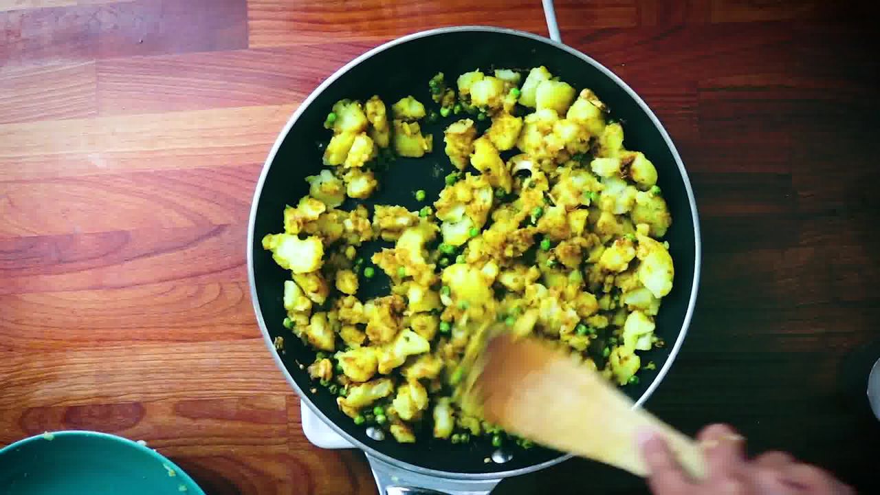 Image of the cooking step-2-11 for Samosa Recipe - How to Make Best Samosa