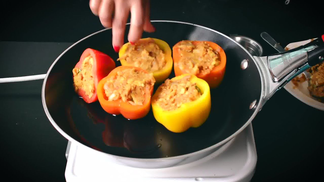 Image of the cooking step-4-1 for Bharwa Shimla Mirch - Potato Stuffed Bell Peppers