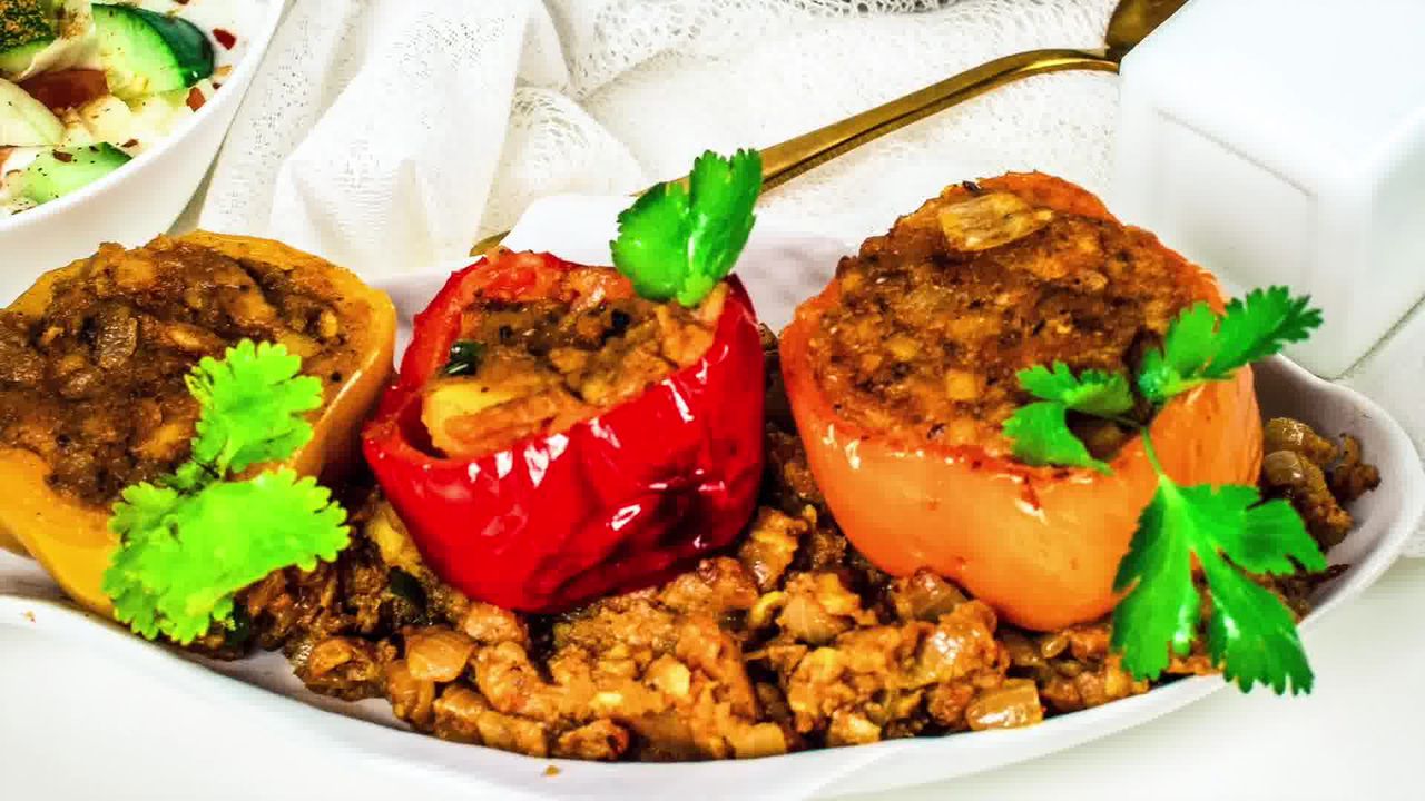 Image of the cooking step-4-9 for Bharwa Shimla Mirch - Potato Stuffed Bell Peppers