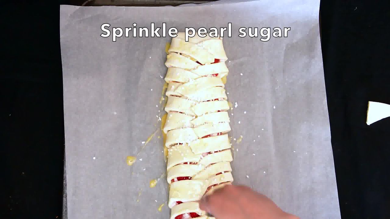 Image of the cooking step-1-10 for Braided Strawberry Cream Cheese Pastry