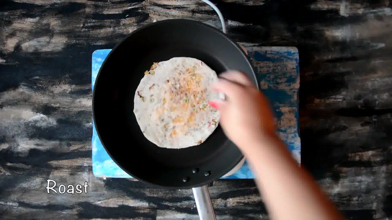 Image of the cooking step-3-6 for Cabbage Peas Stuffed Paratha - Patta Gobi Ka Paratha