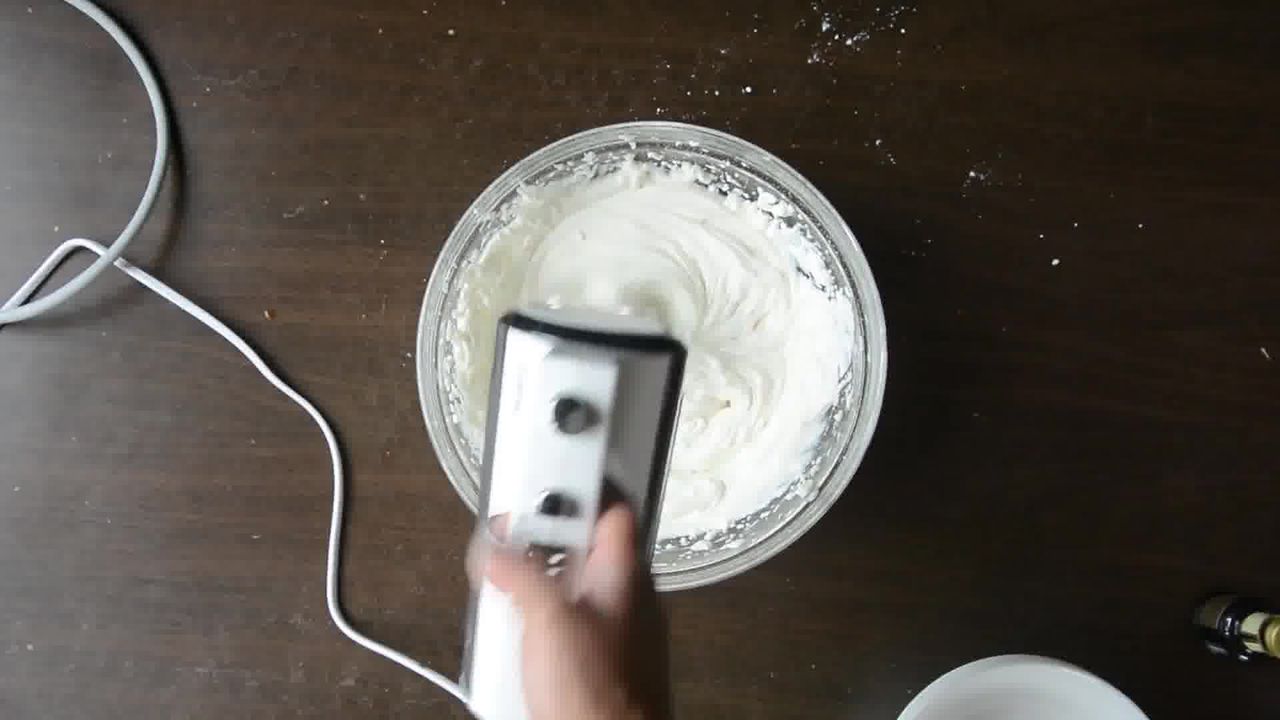 Image of the cooking step-1-2 for Cheesecake Shots – 4 Ways | Video Recipe