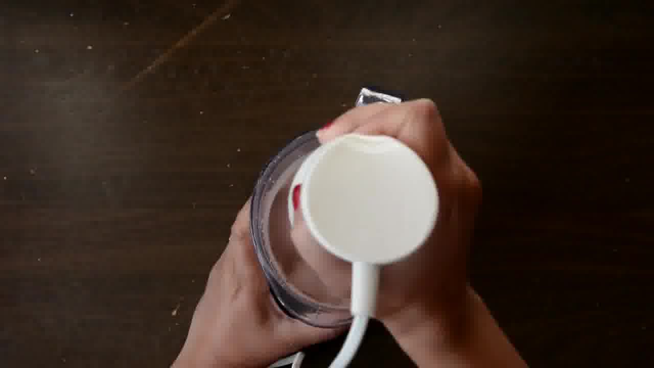 Image of the cooking step-1-4 for Chocolate Almond Milk with Frothy Coffee (Video Recipe)