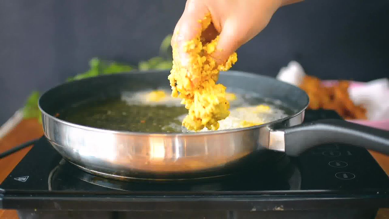 Image of the cooking step-2-2 for Corn Pakora - Quick and Easy Corn Fritters