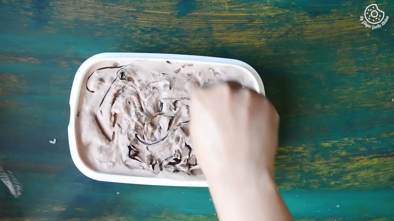 Image of the cooking step-1-10 for Eggless Chocolate Hazelnut Ice Cream