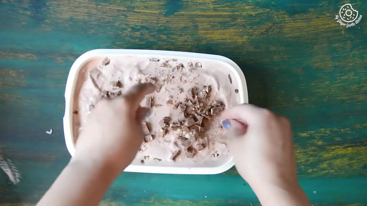 Image of the cooking step-1-8 for Eggless Chocolate Hazelnut Ice Cream