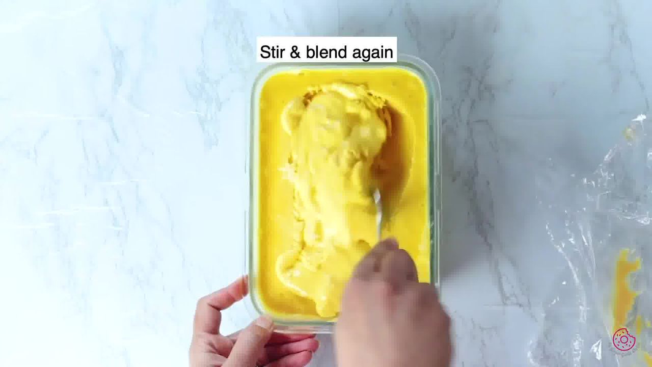 Image of the cooking step-1-8 for Frozen Mango Yogurt
