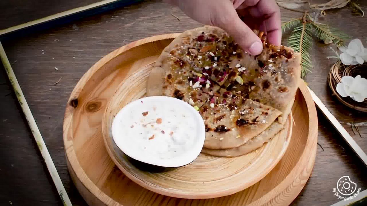 Image of the cooking step-4-2 for Gulkand Dessert Paratha With Gulkand Raita Recipe