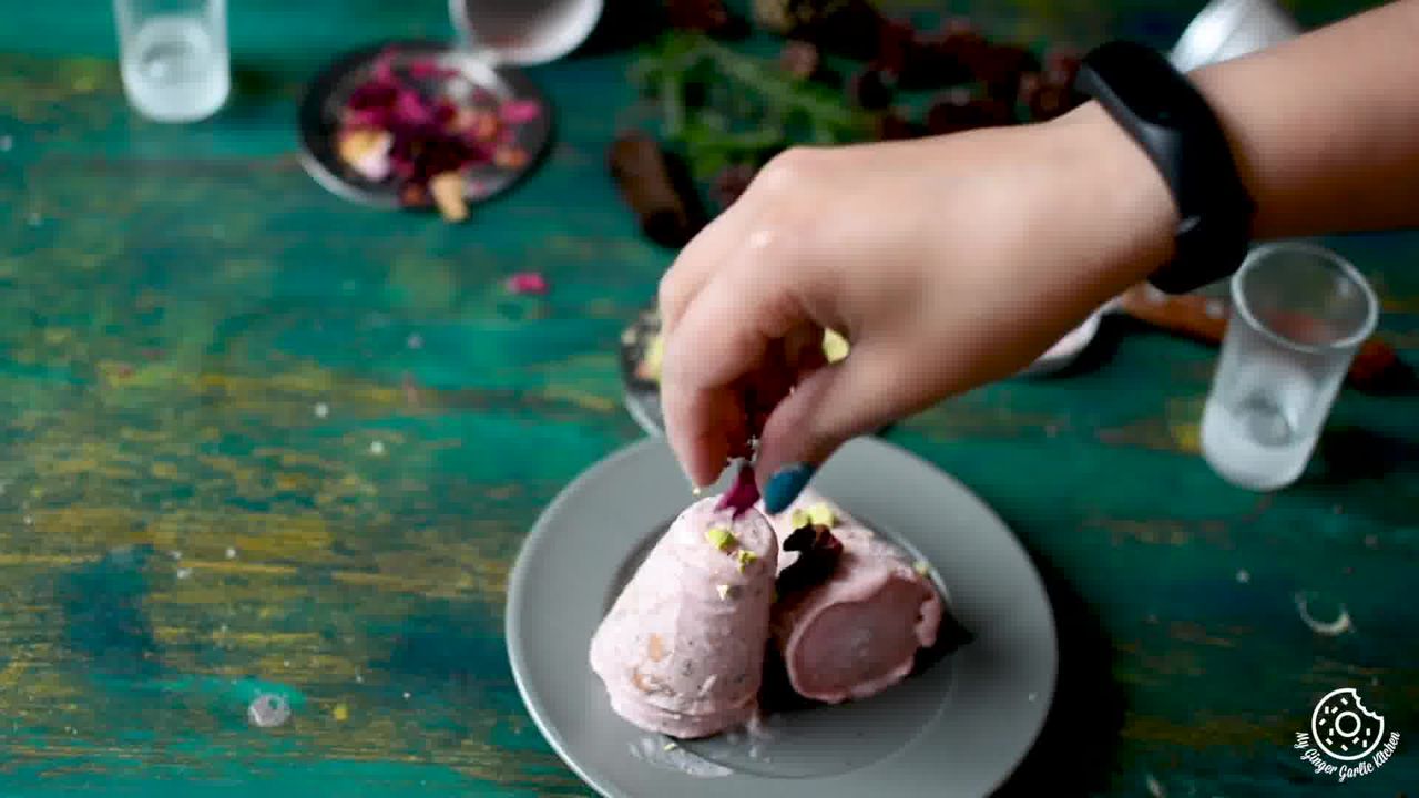 Image of the cooking step-1-17 for Gulkand Pista Kulfi - Rose and Pistachio Frozen Dessert