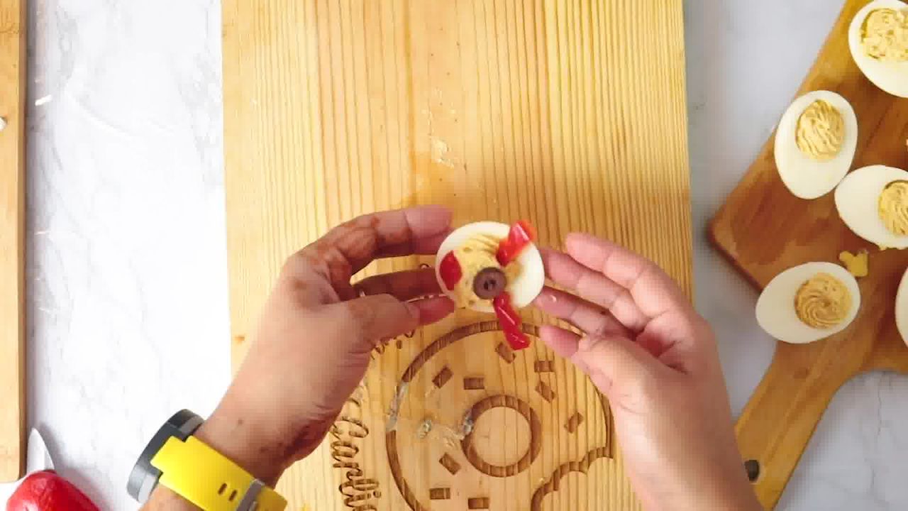 Image of the cooking step-8-3 for 7 Halloween Deviled Egg Ideas + Halloween Ghost Egg
