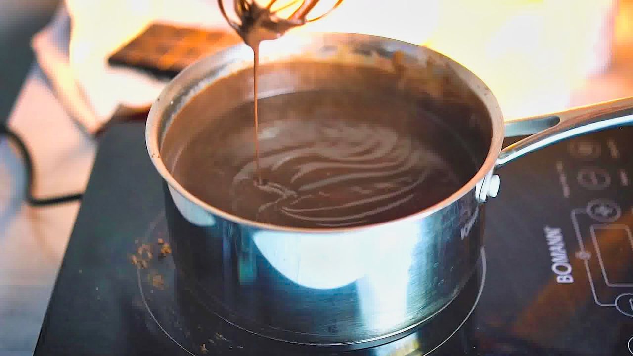 Image of the cooking step-1-9 for Italian Hot Chocolate