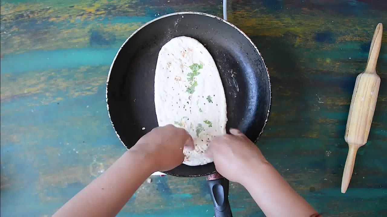 Image of the cooking step-4-9 for Paneer Stuffed Naan Recipe