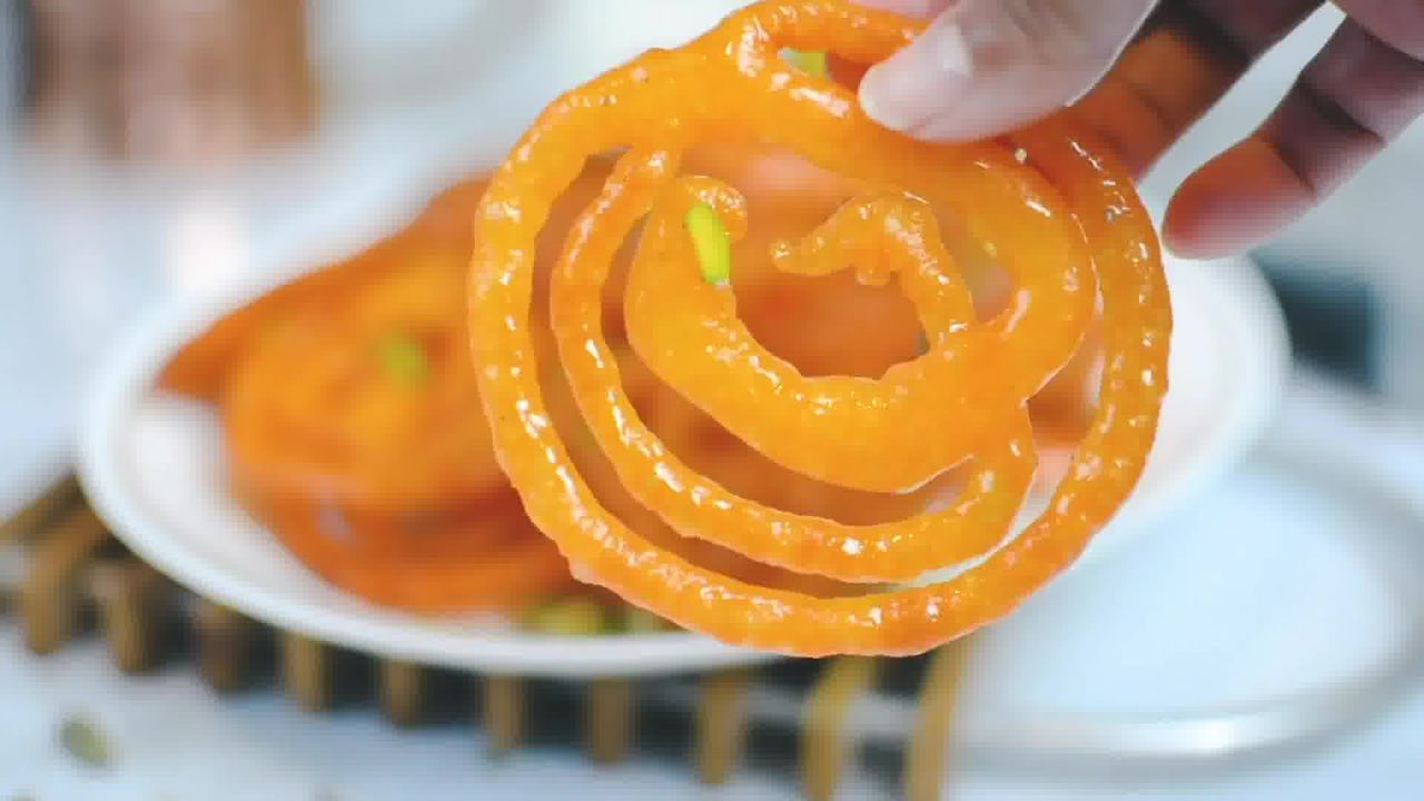 Image of the cooking step-3-8 for Jalebi recipe