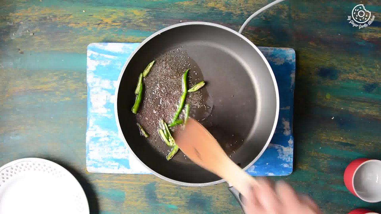 Image of the cooking step-3-2 for Instant Oats Rava Dhokla Recipe - Oats Suji Ka Dhokla