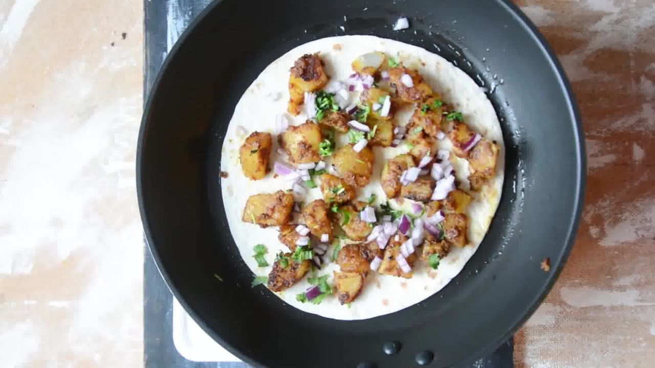 Image of the cooking step-1-11 for Jeera Aloo Quesadilla