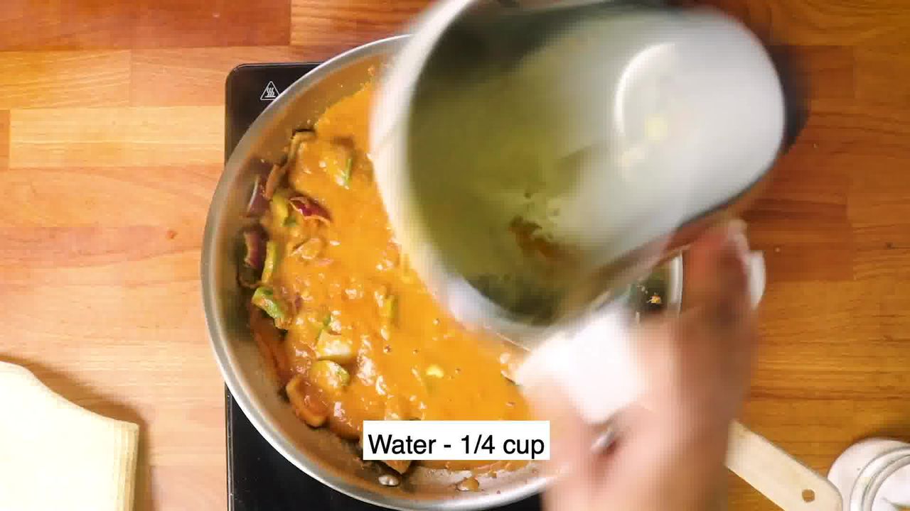 Image of the cooking step-3-6 for Kadai Paneer