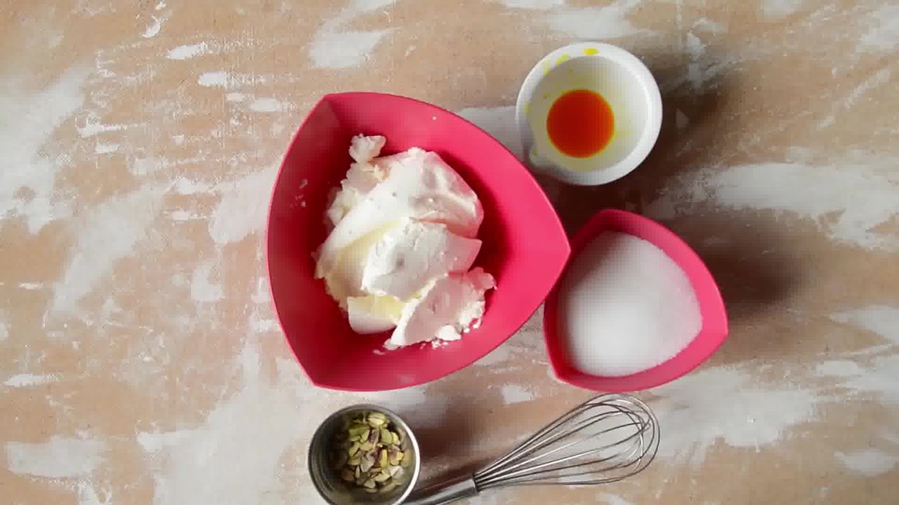 Image of the cooking step-1-5 for Kesar Elaichi Shrikhand - Greek Yosgurt Saffron Dessert