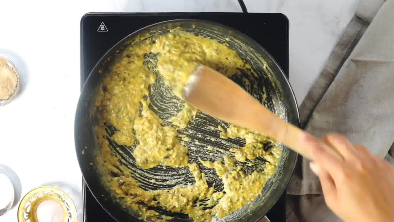 Image of the cooking step-1-11 for Khasta Moong Dal Kachori