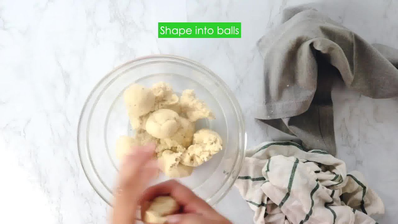 Image of the cooking step-2-8 for Khasta Moong Dal Kachori