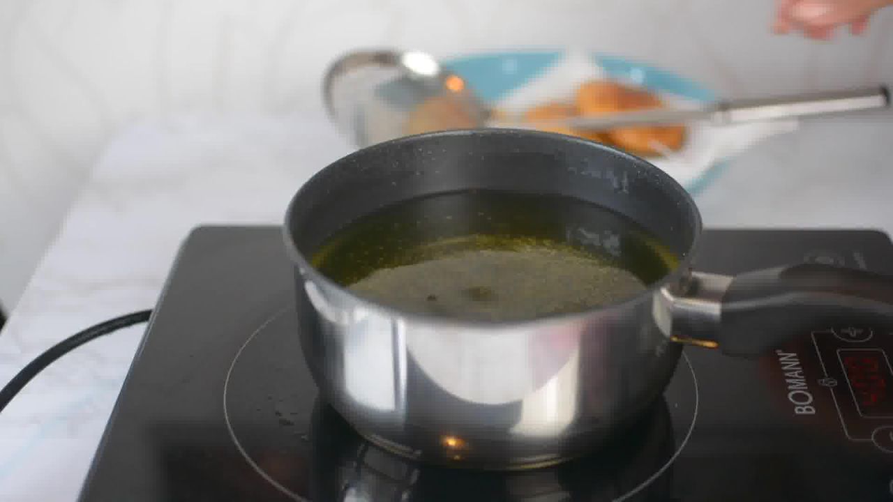 Image of the cooking step-4-1 for Khasta Moong Dal Kachori