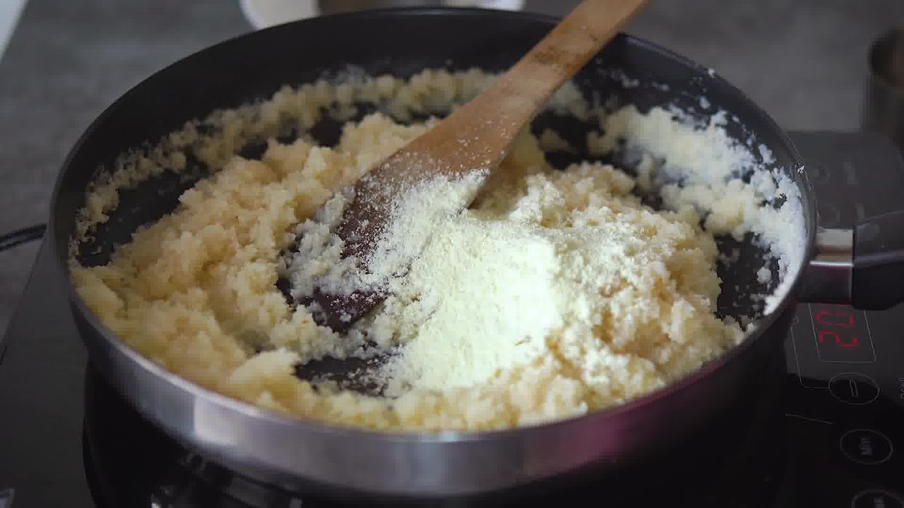 Image of the cooking step-1-8 for Layered Coconut Burfi