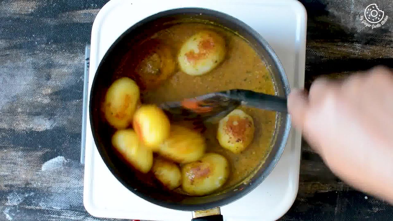 Image of the cooking step-1-12 for Lehsuni Dum Aloo - Spicy Garlicky Potatoes