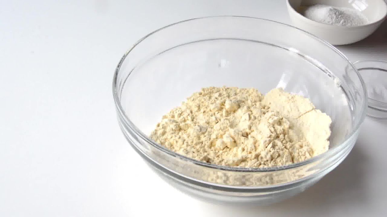 Image of the cooking step-1-1 for Lehsuni Sev - Garlicky Gram Flour Noodles