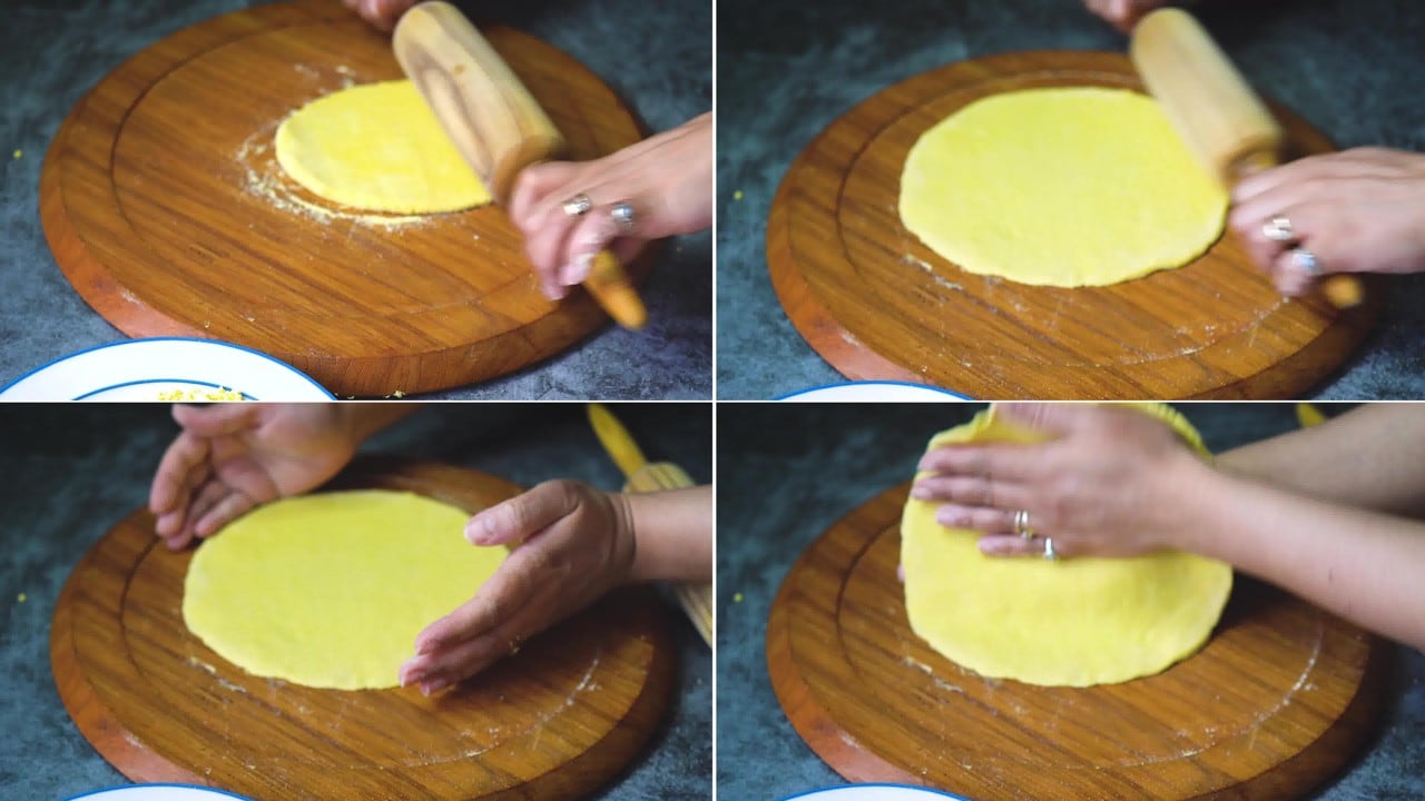 Image of the cooking step-2-2 for Makki Ki Roti
