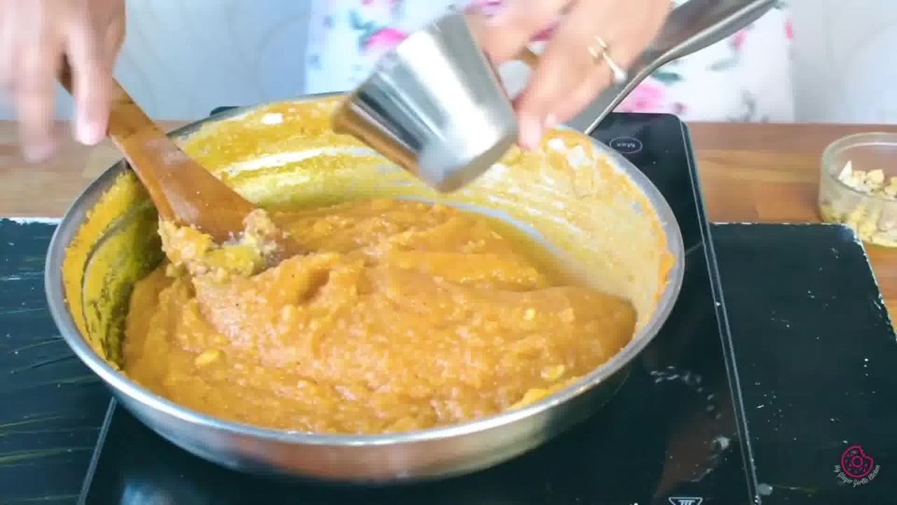 Image of the cooking step-1-12 for Mango Halwa