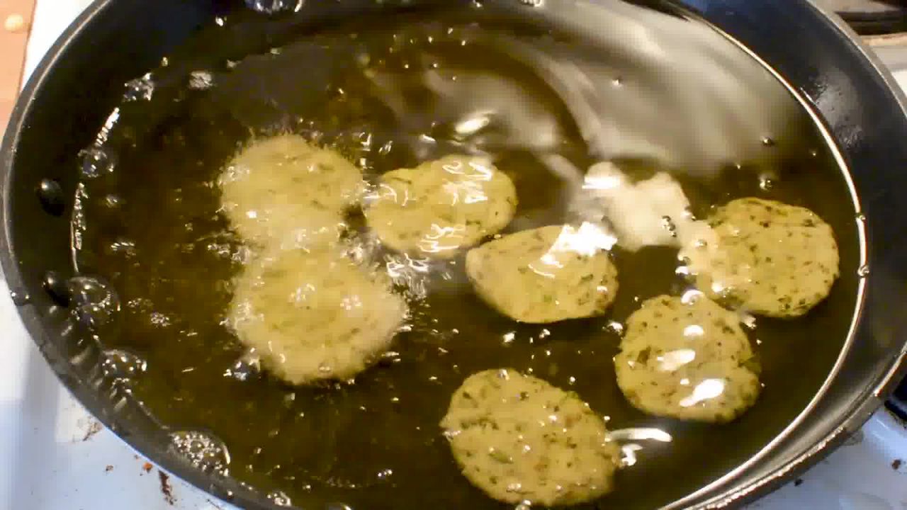 Image of the cooking step-2-1 for Masala Mathri - Spicy Indian Crackers (Fried and Baked)