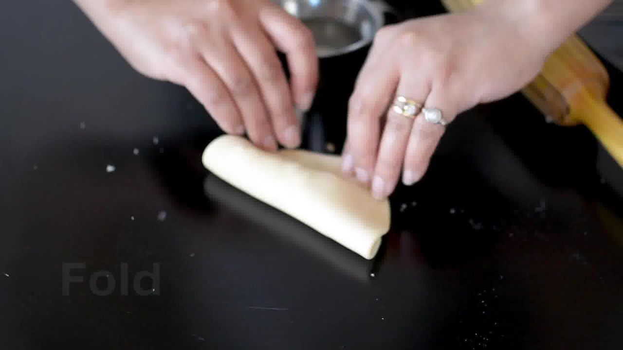 Image of the cooking step-5-4 for Gujiya Recipe | Mawa Gujiya Recipe