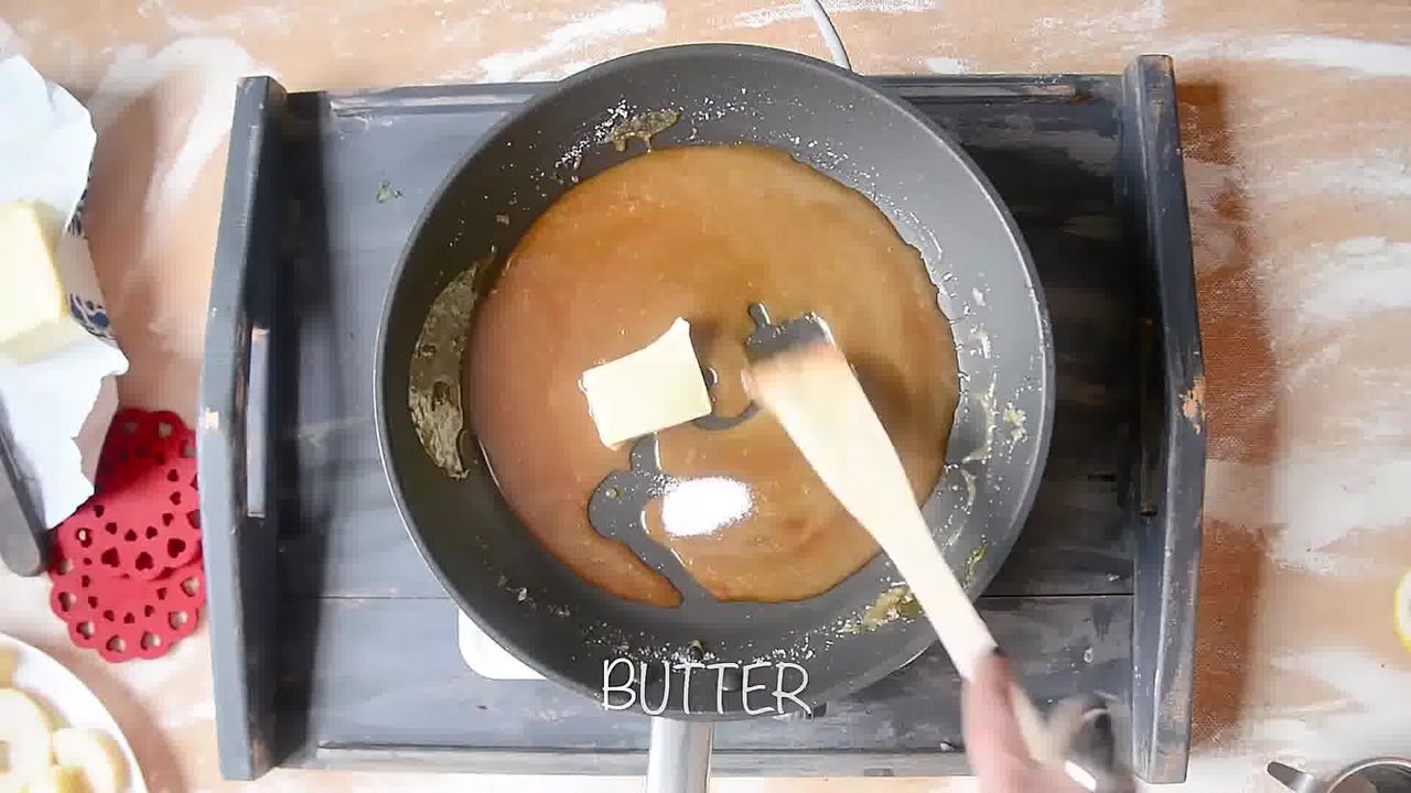 Image of the cooking step-1-6 for Mini Apple Pear Tarte Tatin