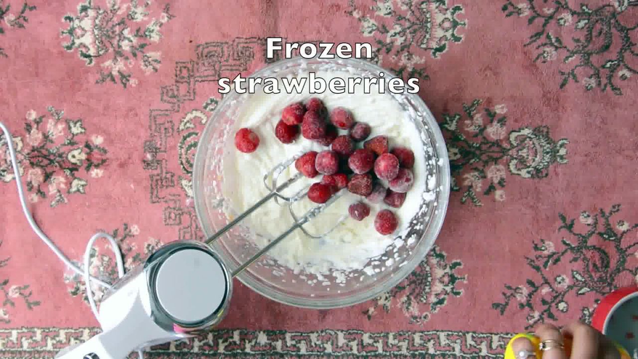 Image of the cooking step-1-2 for No Bake Strawberry Cheesecake Bites