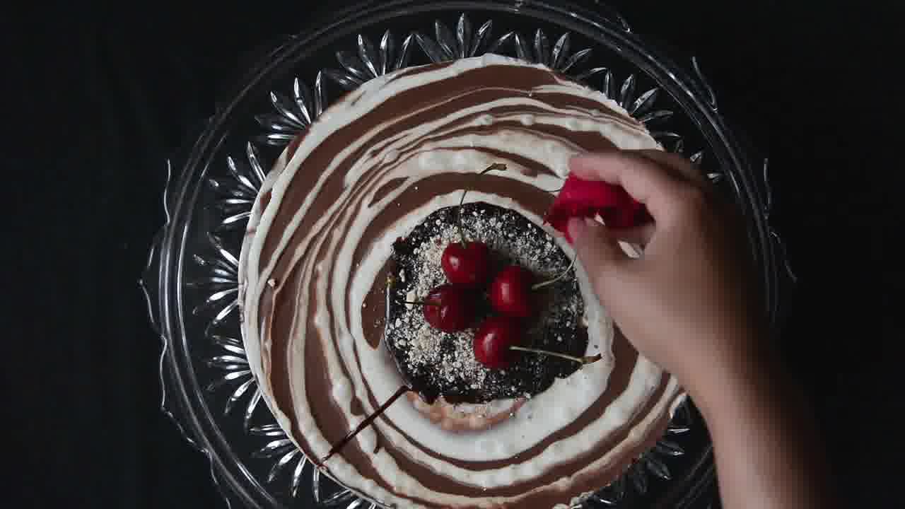 Image of the cooking step-7-1 for Zebra Cheesecake Recipe  (No-Bake | Gluten Free)