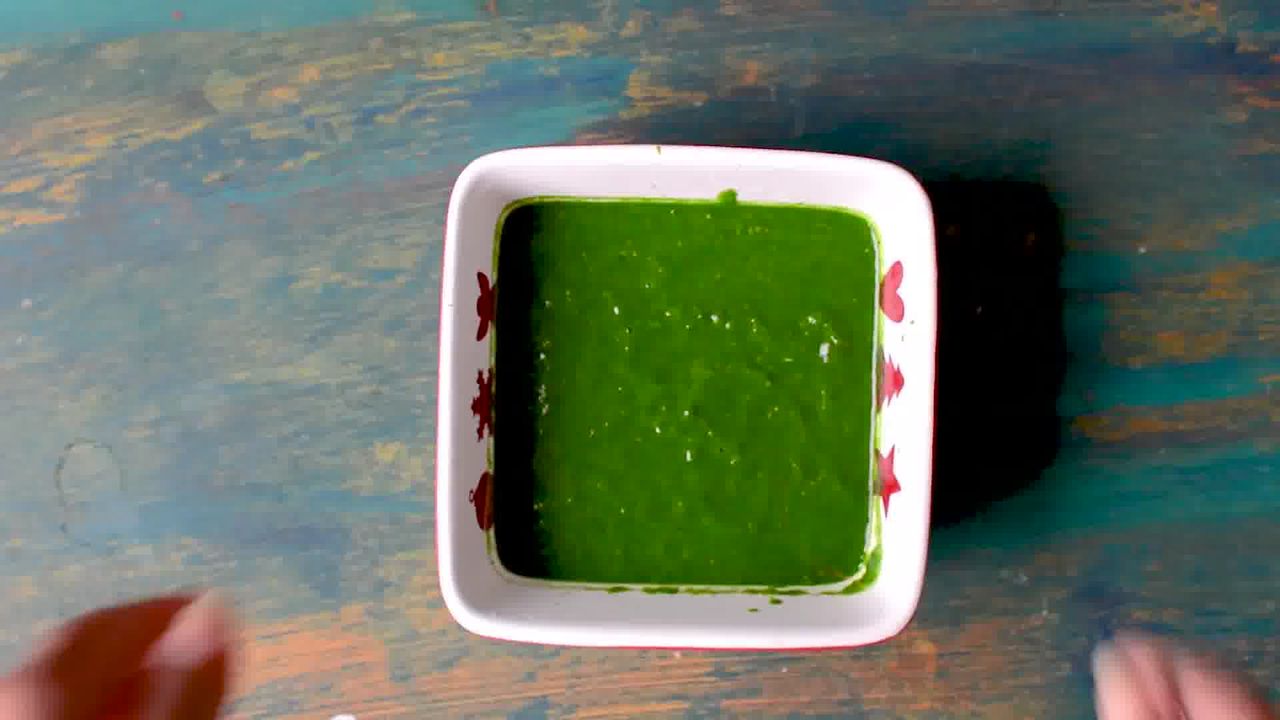 Image of the cooking step-1-2 for Palak Puri - Spinach Puri (Step-by-step video)