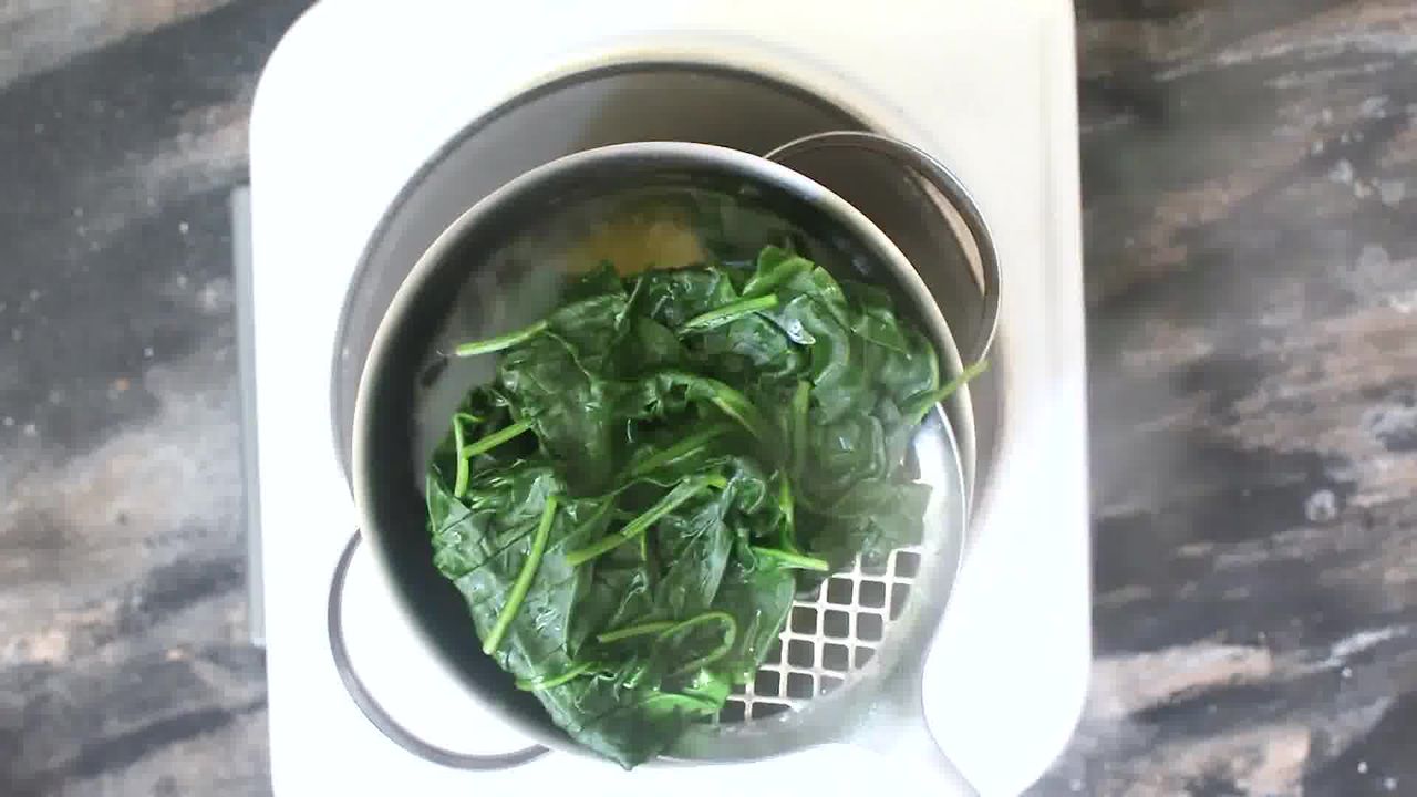 Image of the cooking step-1-4 for Palak Paneer - Spinach and Indian Cottage Cheese Gravy