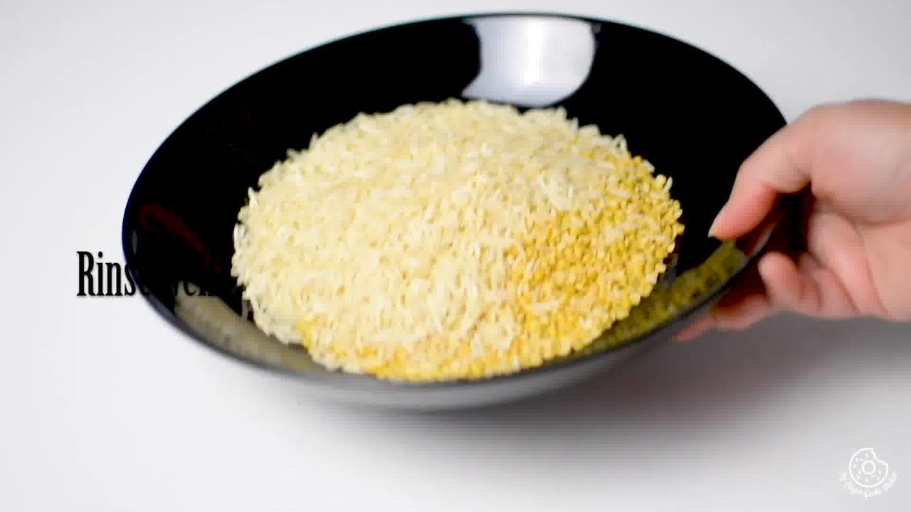 Image of the cooking step-1-1 for Paush Khichda - Sweet Khichdi (Pan, Cooker, Instant Pot)